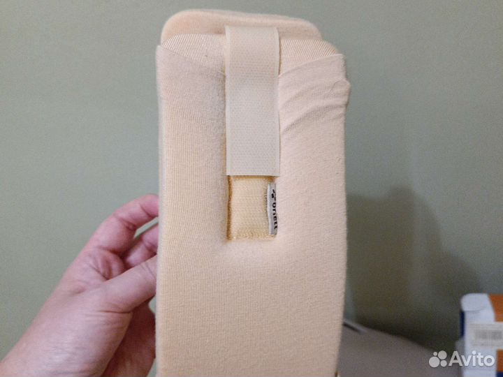 Бандаж на шейный отдел позвоночника