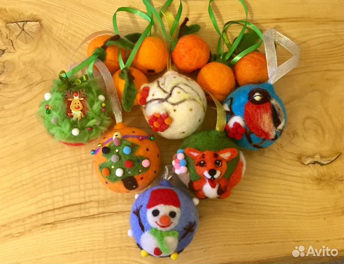 Новогодние шары из шерсти