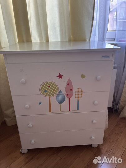 Детская кровать и пеленальный комод micuna
