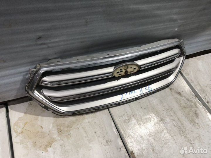 Решетка радиатора Ford Kuga