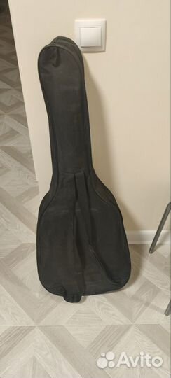 Классическая гитара. Amistar M 30 + чехол