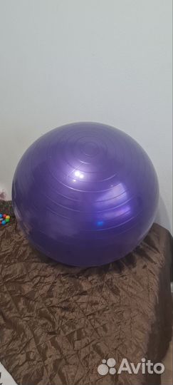 Гимнастический мяч фитбол