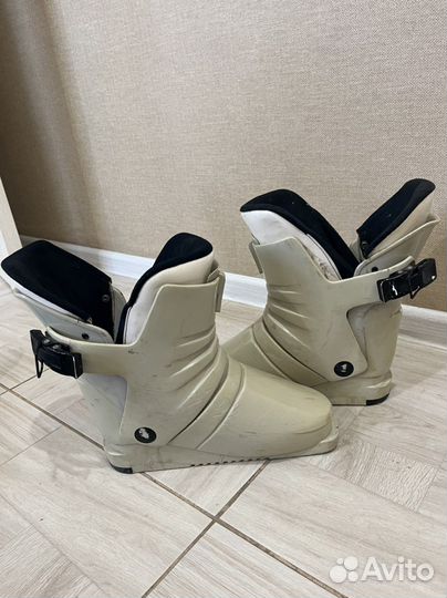 Горнолыжные ботинки 38 размер