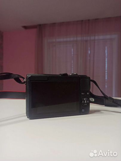 Компактный фотоаппарат Canon