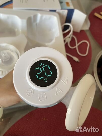 Молокоотсос электрический новый