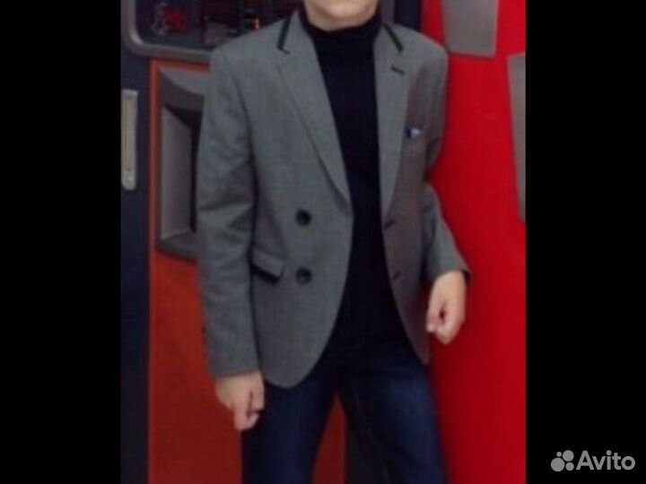 Пиджак для первоклашки