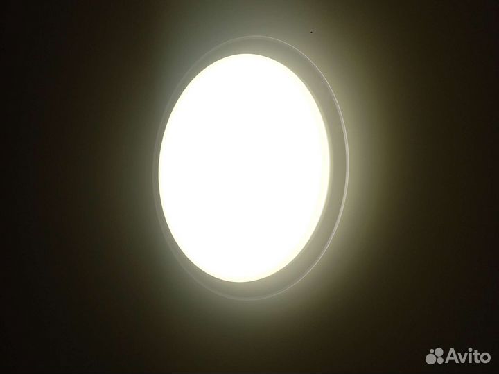 Светильник потолочный встраиваемый