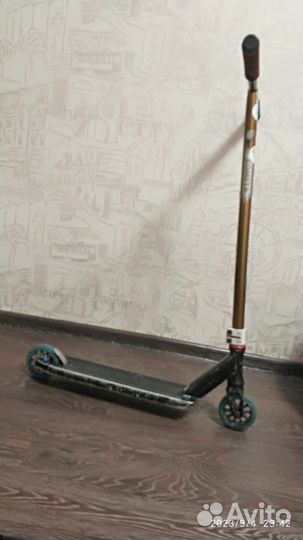 Продам трюковой самокат