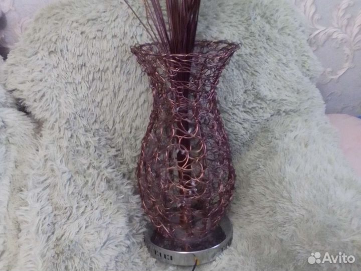 Светильник -ваза напольная оригинальный