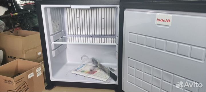 Минибар indel b iceberg 20 plus