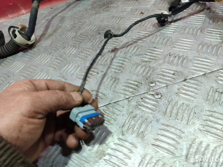 Проводка двери передняя левая Peugeot 308 / 4A