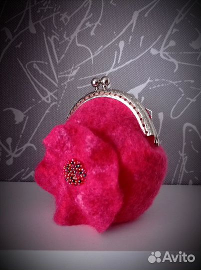 Сумочки - шкатулки из шерсти с фермуаром