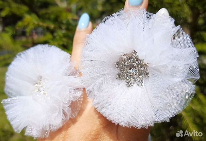 Белые бантики ручной работы