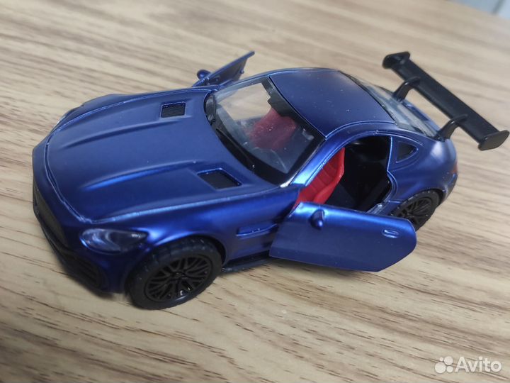 Металлические модели машин