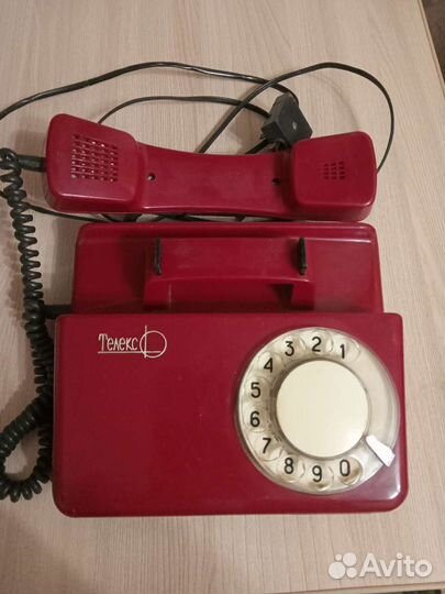 Стационарный телефон