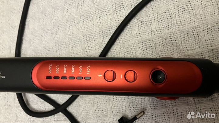 Выпрямитель для волос Redmond