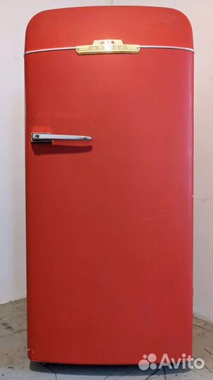 Ретро холодильник ЗИЛ 