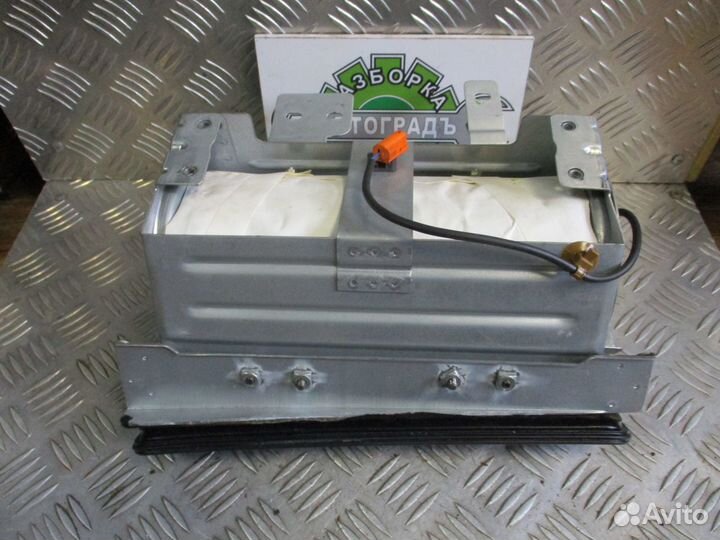 Крышка airbag в торпедо Audi A4 B5 1996г