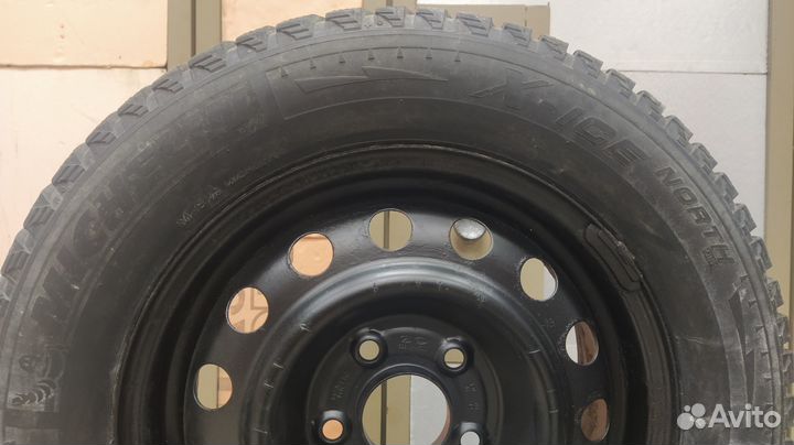 Michelin X-Ice North XIN2 195/65 R15
