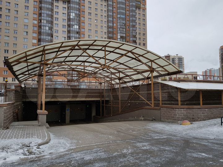 Машиноместо, 15 м²