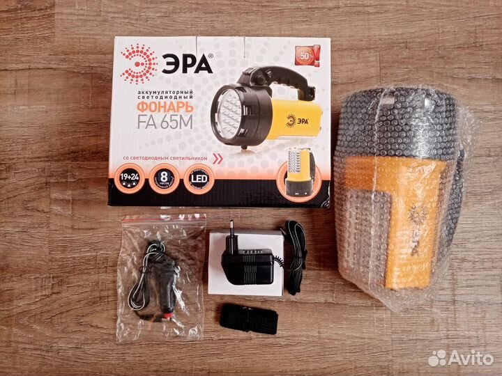 Аккумуляторный светодиодный фонарь Эра