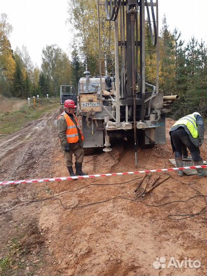 Геология. Бурение. Изыскания. Пробы грунта