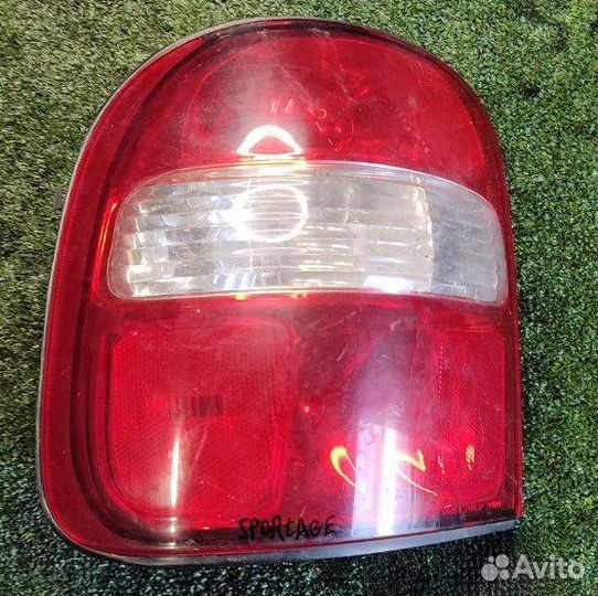 Фонарь левый Kia Sportage 2.0 2002