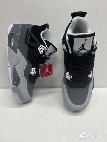 Nike Air Jordan 4