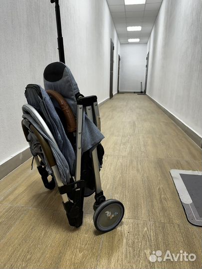 Прогулочная коляска nuovita