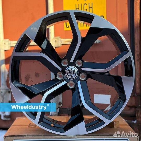 Кованые диски R20 Volkswagen Touareg/Tiguan