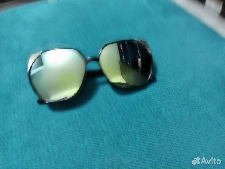 Солнцезащитные очки