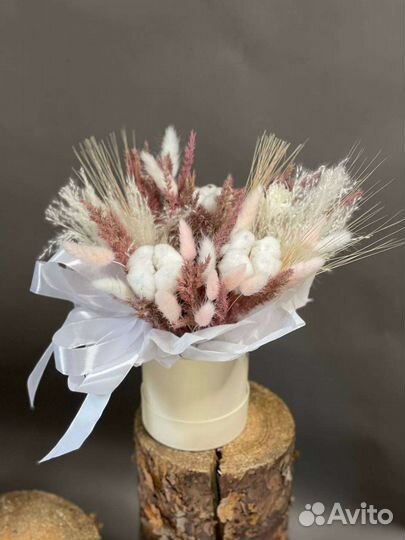 Букет из сухоцветов пшеницы лаванды хлопка