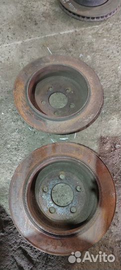 Dodge nitro задние тормозные диски