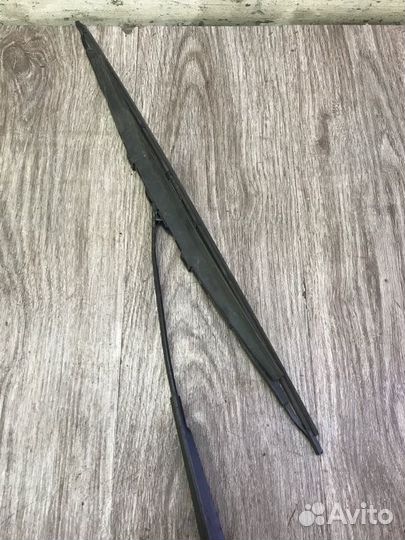 Поводок дворника передний правый Opel Zafira A