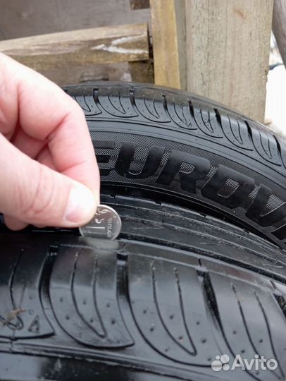 Roadstone SV754 5.60/65 R16 и 215/65 R19.5 116R