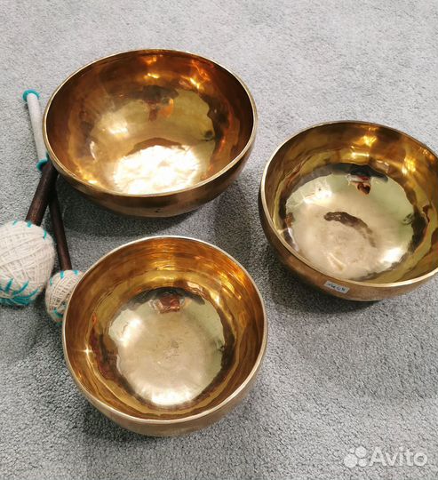 Поющие чаши