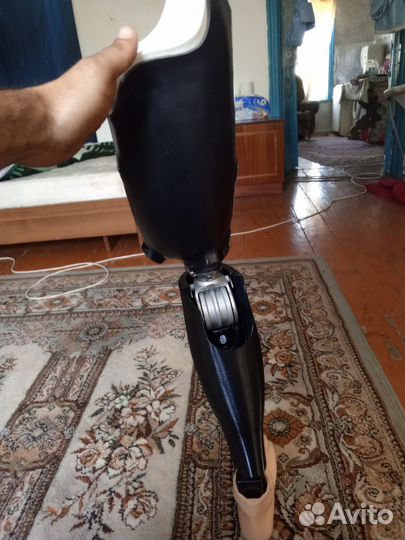 Протез правой ноги