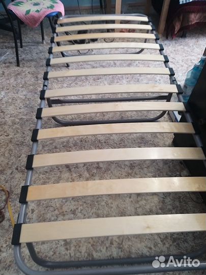 Раскладушка с матрасом