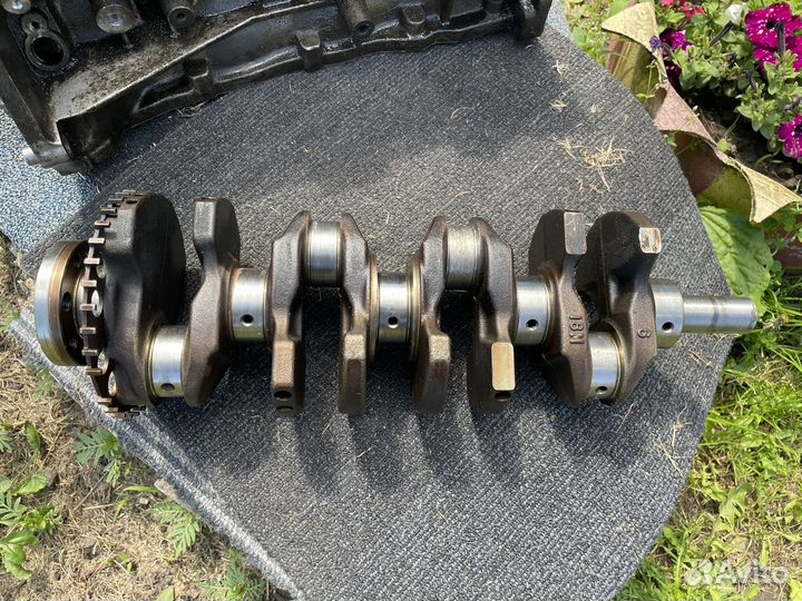 Двигатель 4b10 в разбор