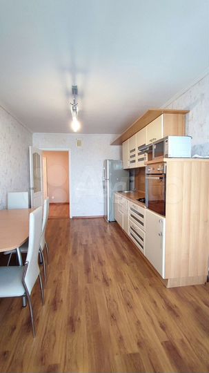 2-к. квартира, 85,7 м², 9/9 эт.