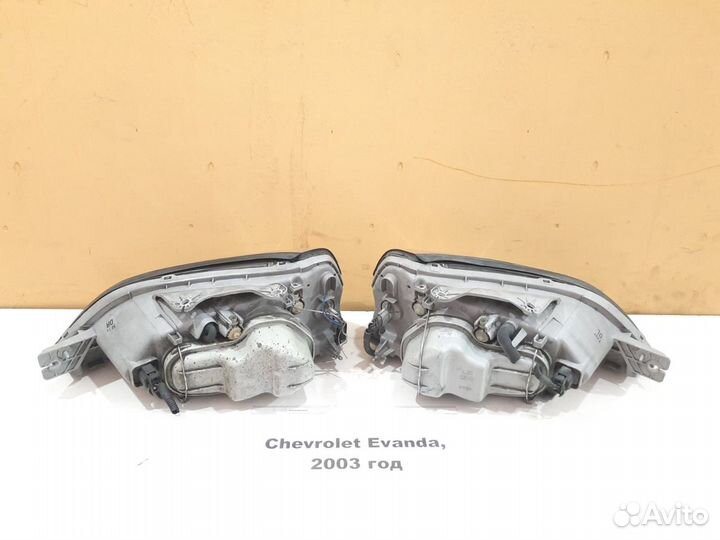 Фара Chevrolet Evanda, 2003г