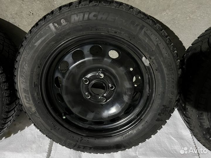 Michelin X-Ice North 205/60 R16