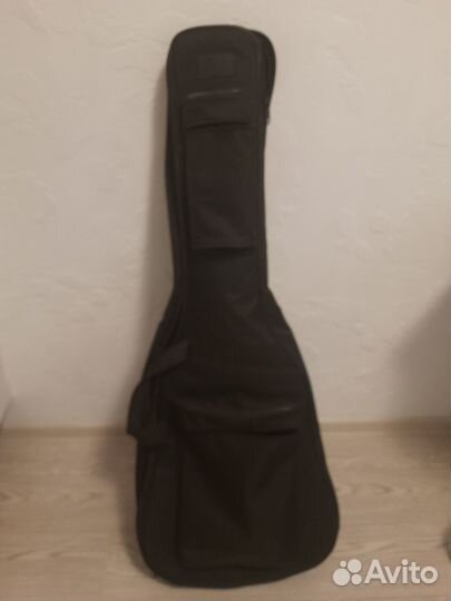 Гитара аккустика с чехлом