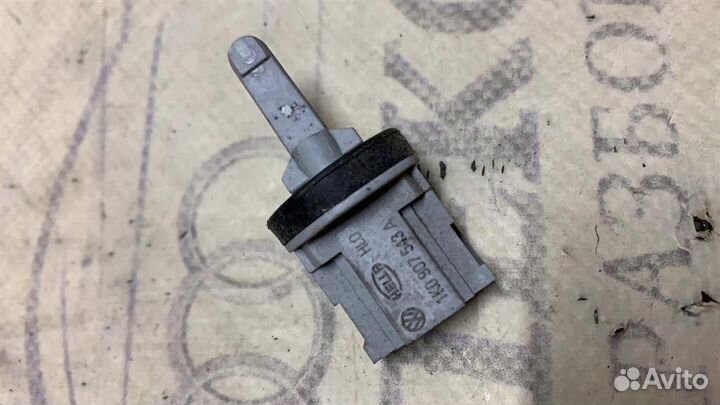 Датчик температуры воздуха VW Passat (B7) 2011-20