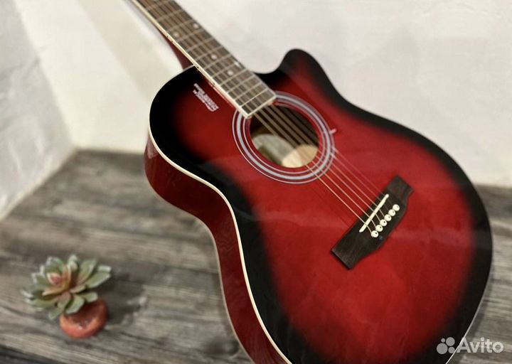 Акустическая гитара Elitaro E4010