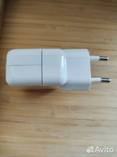 Сетевое зарядное устройство Apple