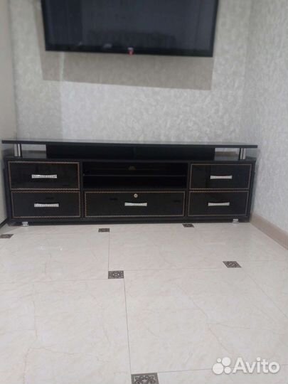 Тумба под телевизор
