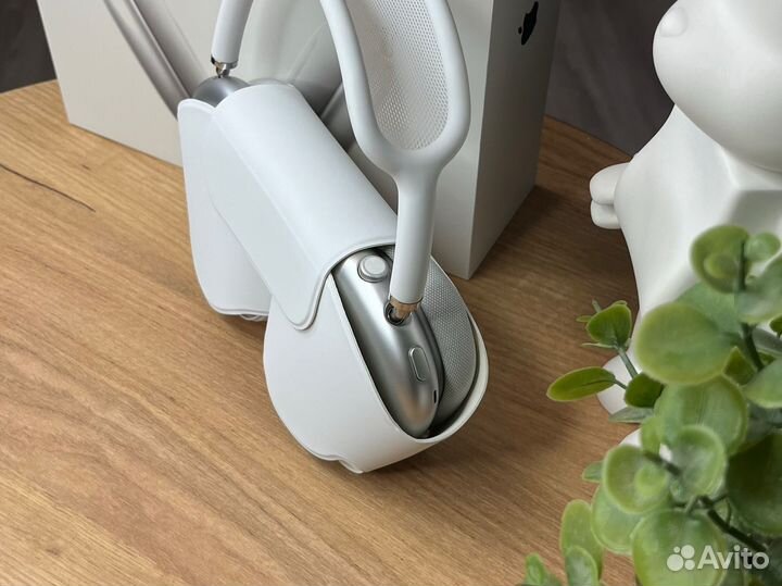 Наушники AirPods Max (белые)