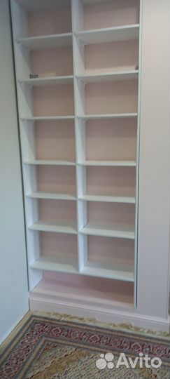 Стеллаж в нишу