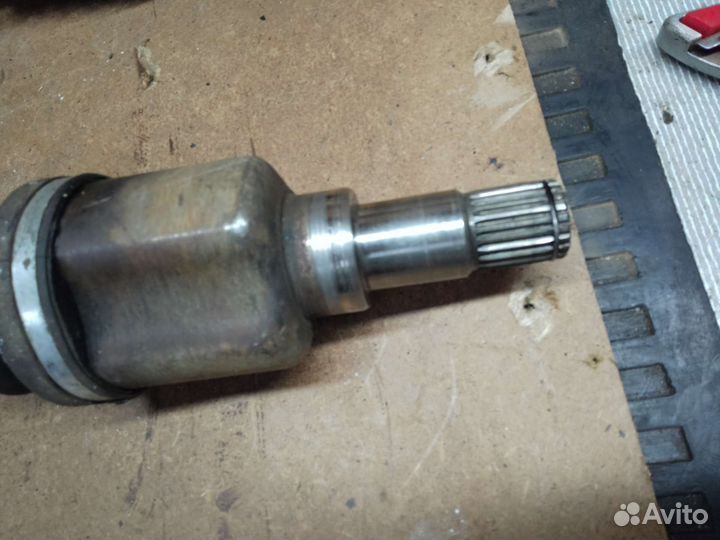 Левый привод шрус mazda 2 мазда 2
